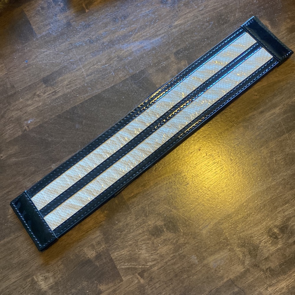White House Black Market Black and Nude Snake Belt L